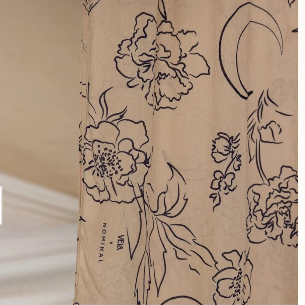 NWT Vela x Nominal Celestial Floral Sand Scarf Hijab - Picture 3 of 3